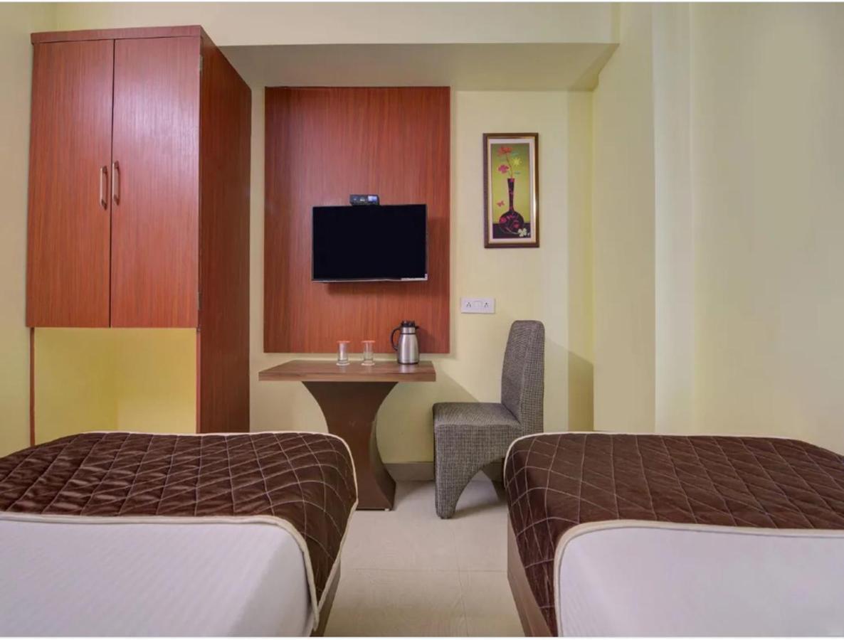 Hotel Garden Villa Патна Екстер'єр фото